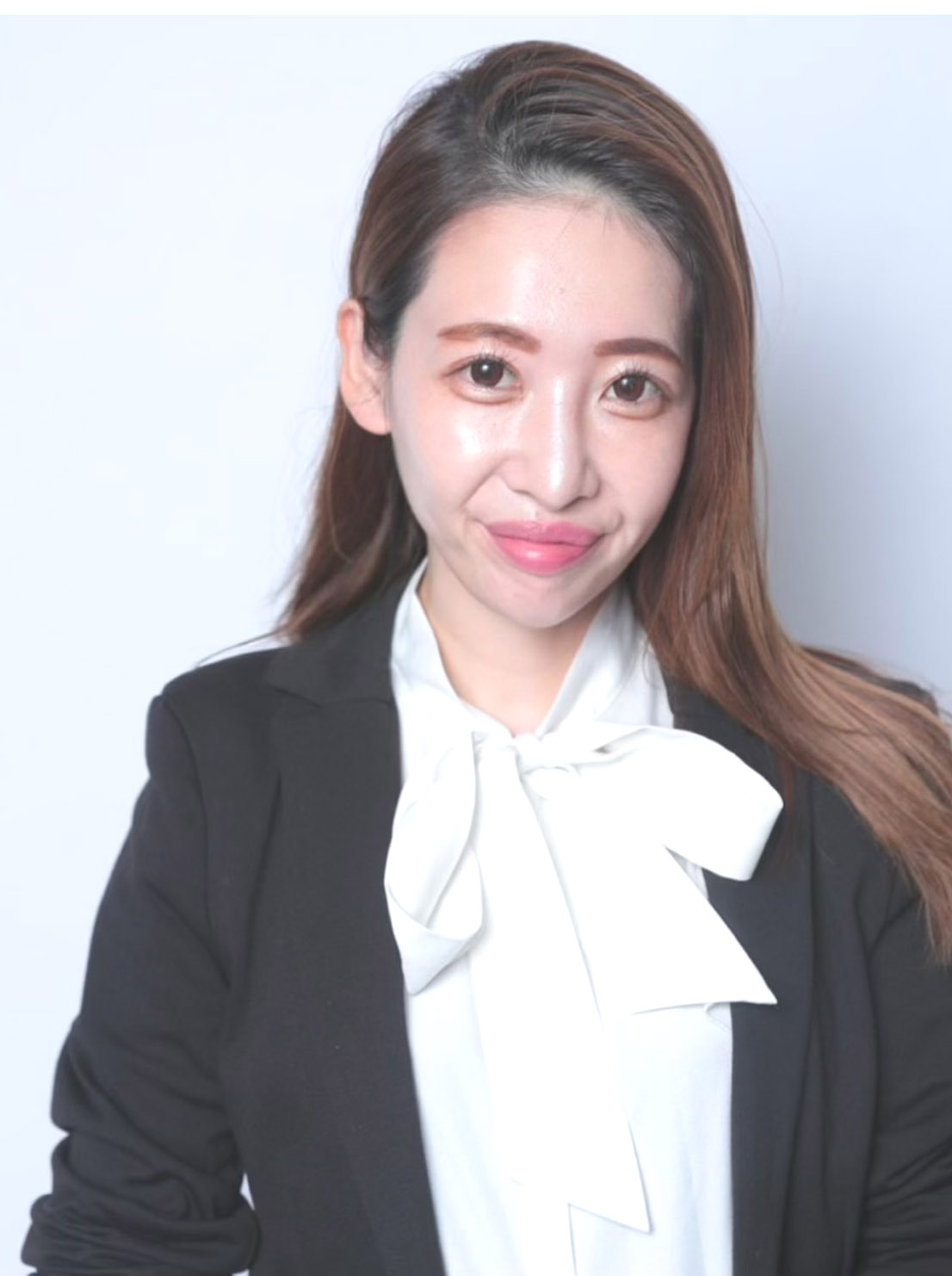 亀崎 綾香